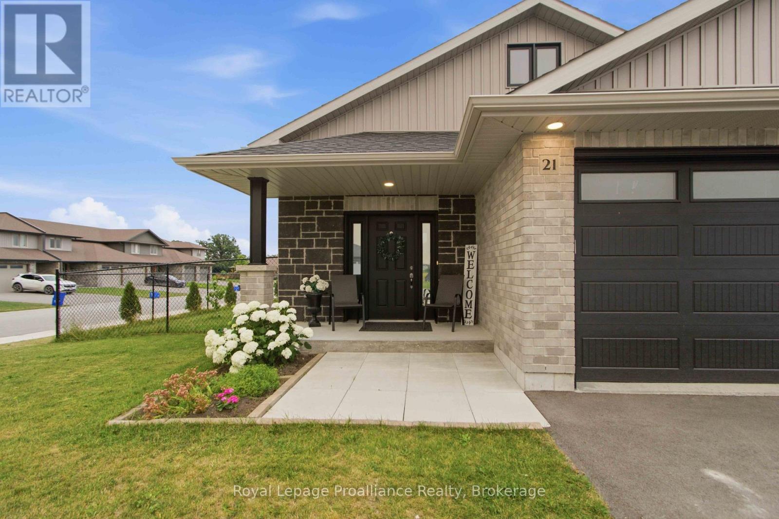 21 CEDAR PARK CRESCENT