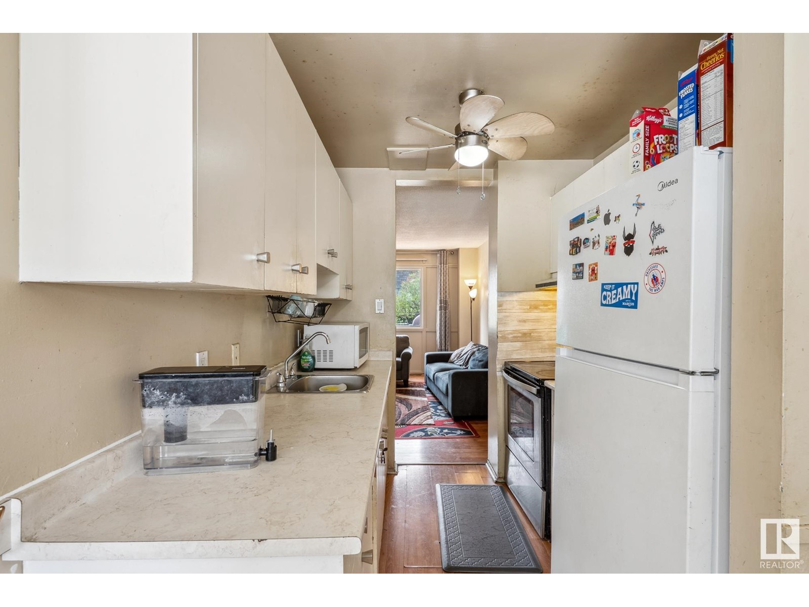 523 VILLAGE ON THE GREEN GR NW