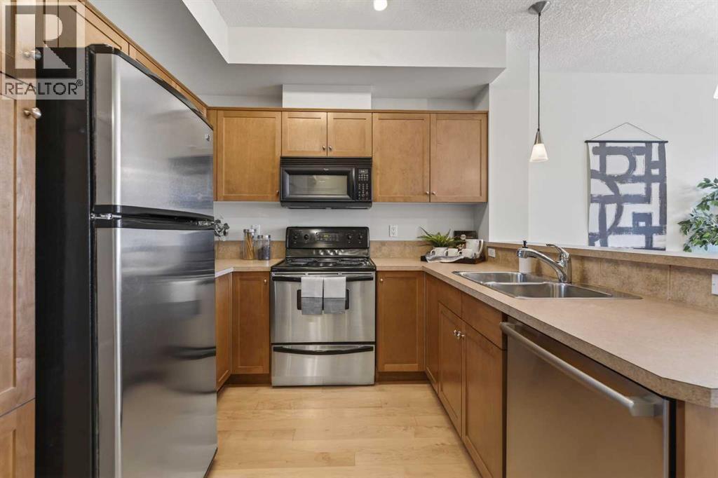 206, 208 Holy Cross Lane SW