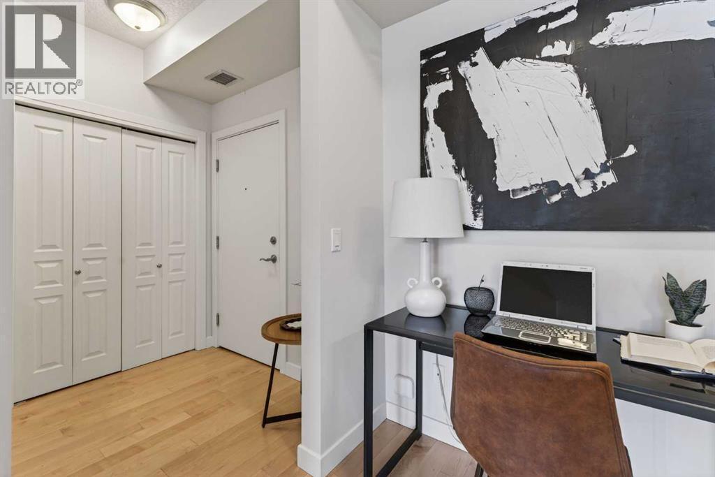 206, 208 Holy Cross Lane SW