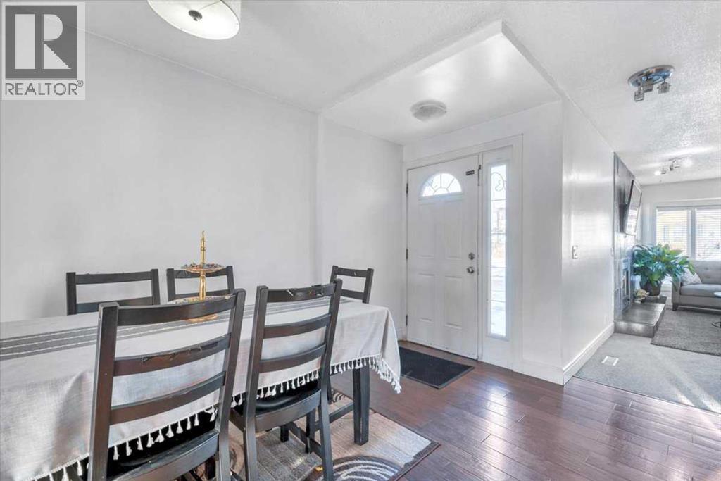 19 Castlepark Way NE