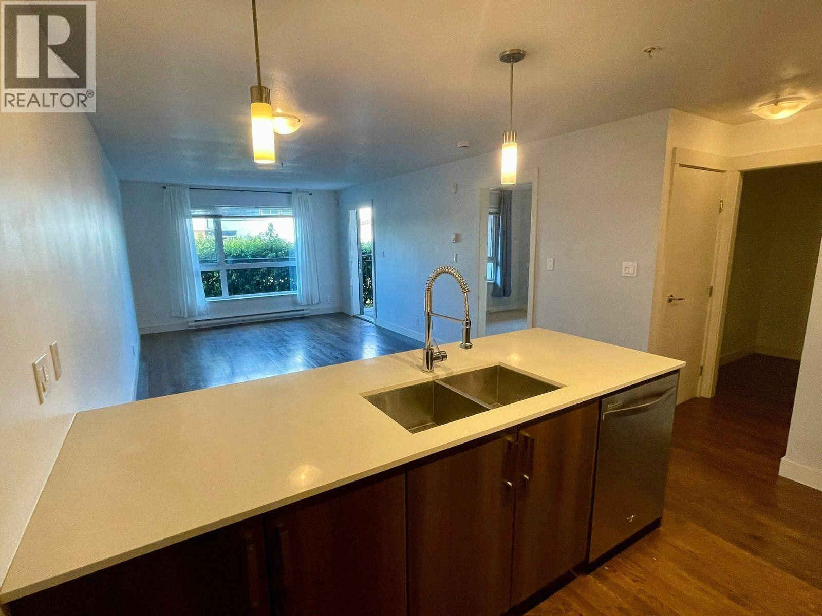 121 7058 14TH AVENUE