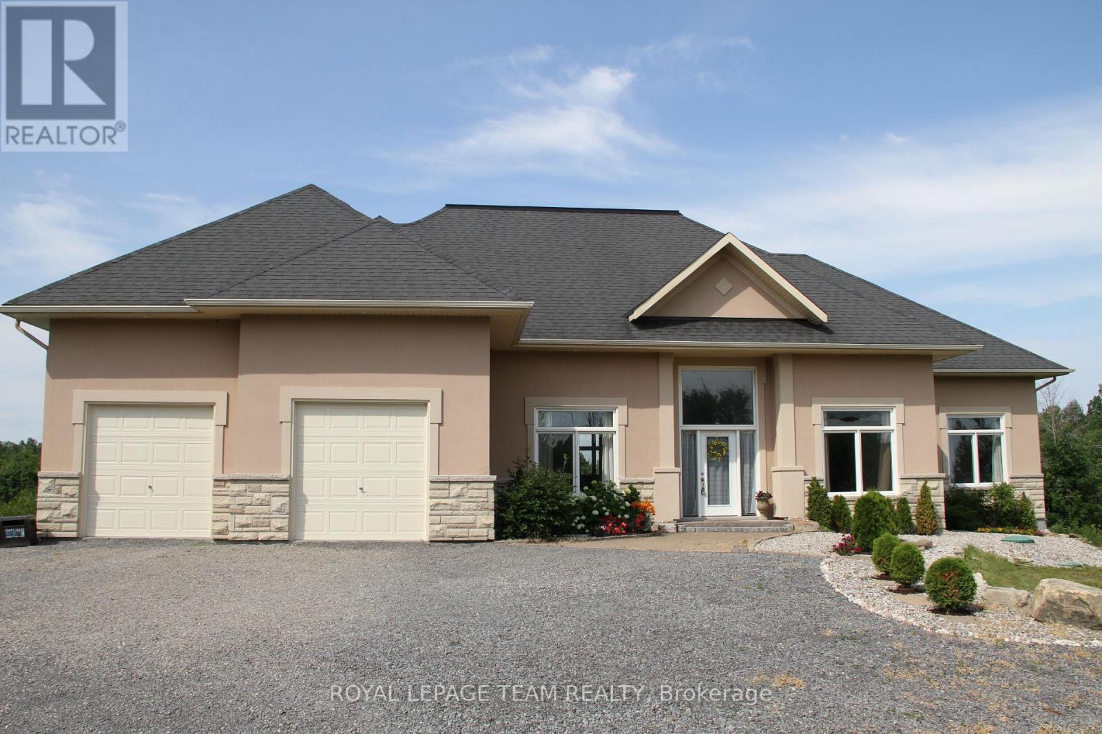 195 STONEWOOD DRIVE