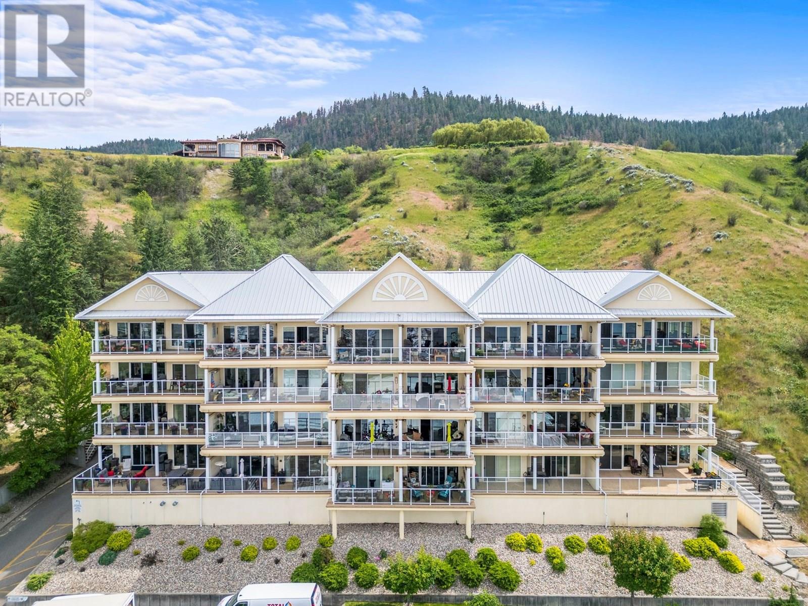 7922 Okanagan Landing Road Unit# 401