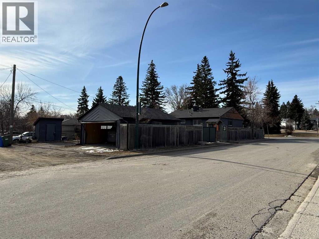 3232 Morley Trail NW