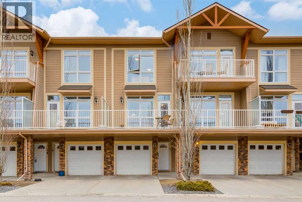 7, 172 Rockyledge View NW