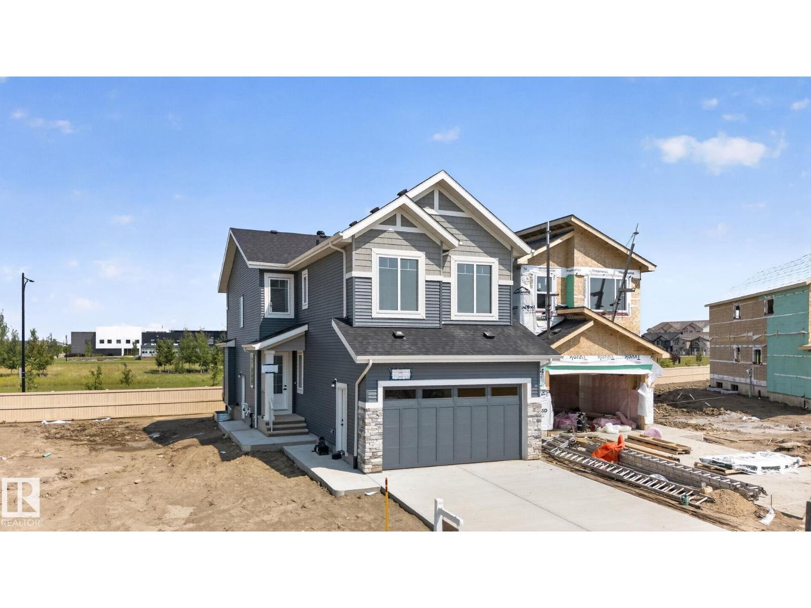 4272 Charles CL SW