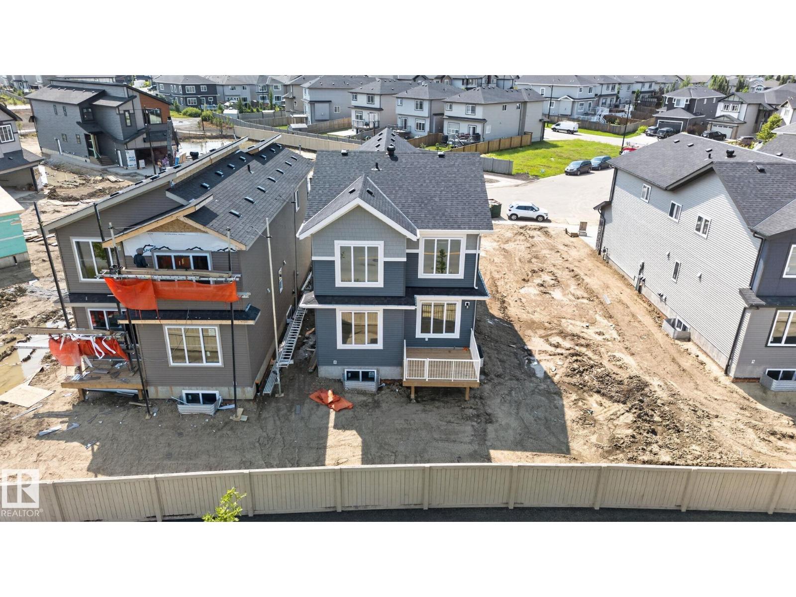 4272 Charles CL SW