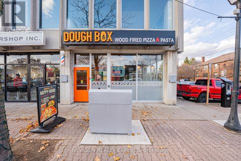 230 LAKESHORE ROAD E Mississauga (Port Credit) ON L5G1G7