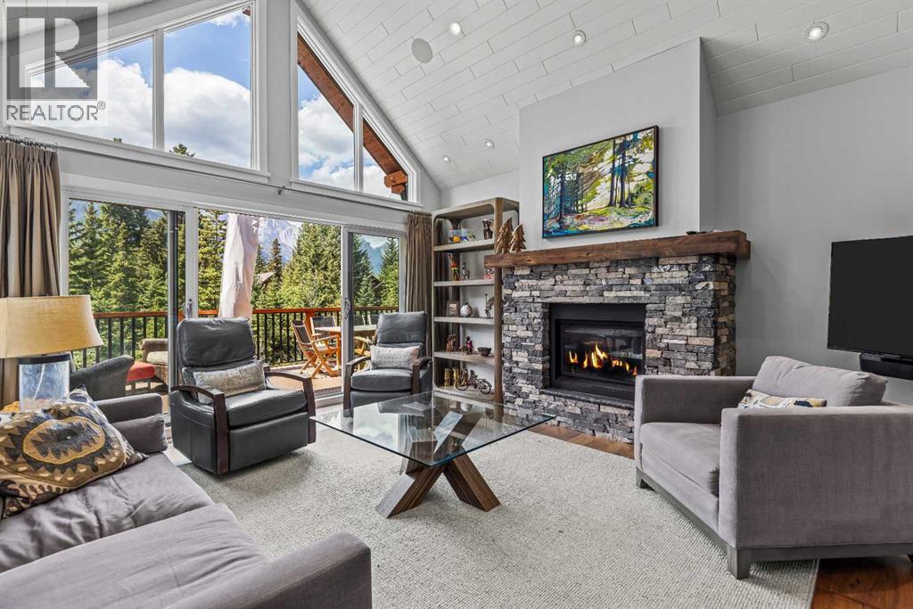 19 Creekside Mews