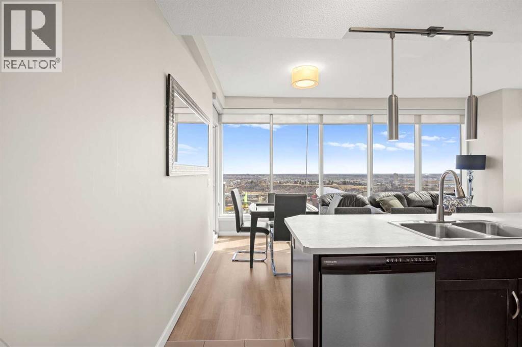 2402, 1320 1 Street SE