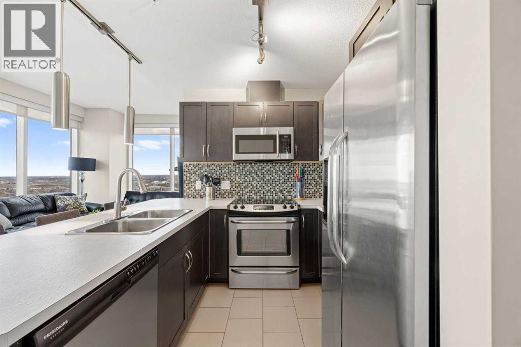 2402, 1320 1 Street SE