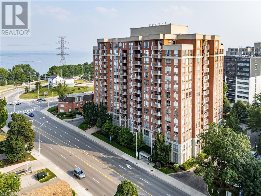 442 MAPLE Avenue Unit# 401