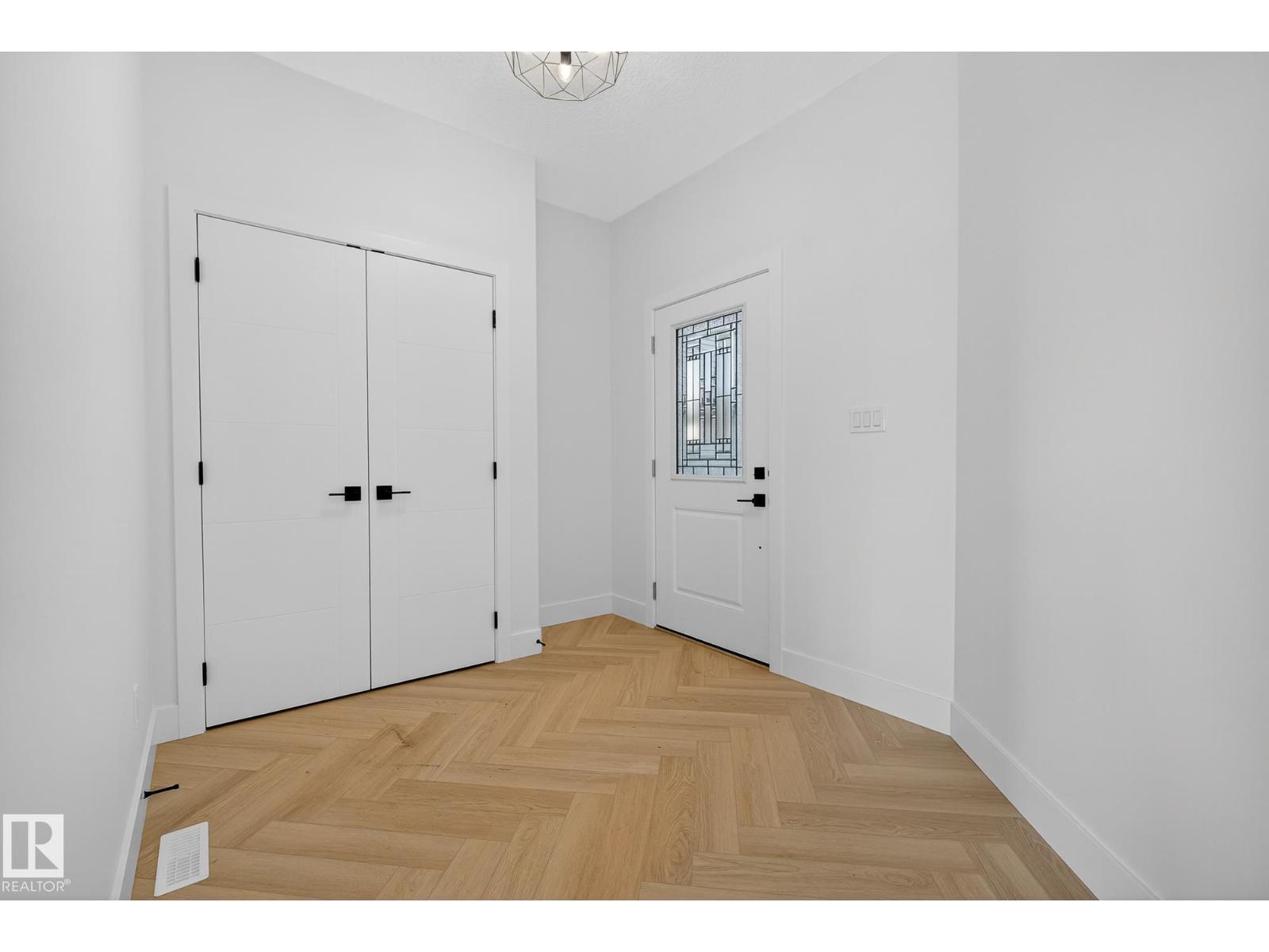 166 Caledon Crescent