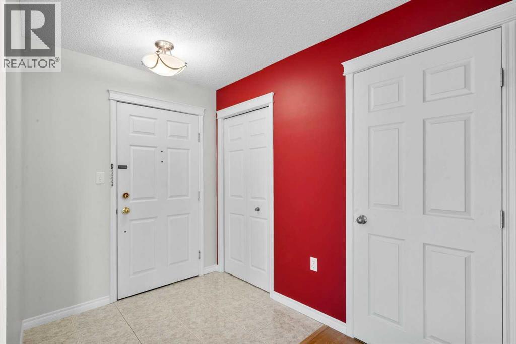 205, 6800 Hunterview Drive NW