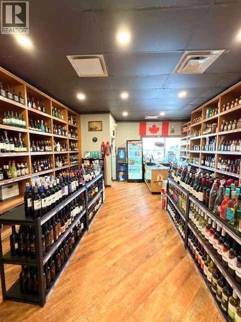 4, 79 Railway Street E Cochrane AB T4C2B7