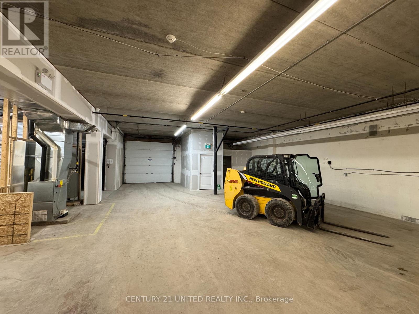LOWER LEVEL - 2704 LAKEFIELD ROAD