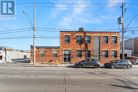 21 CARLAW AVENUE Toronto (South Riverdale) ON M4M2R6