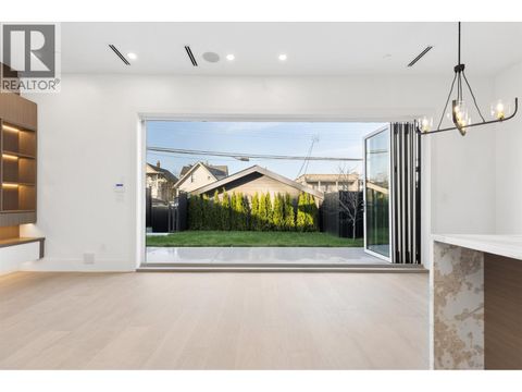 2 847 E 10 AVENUE Vancouver BC V5T2A9