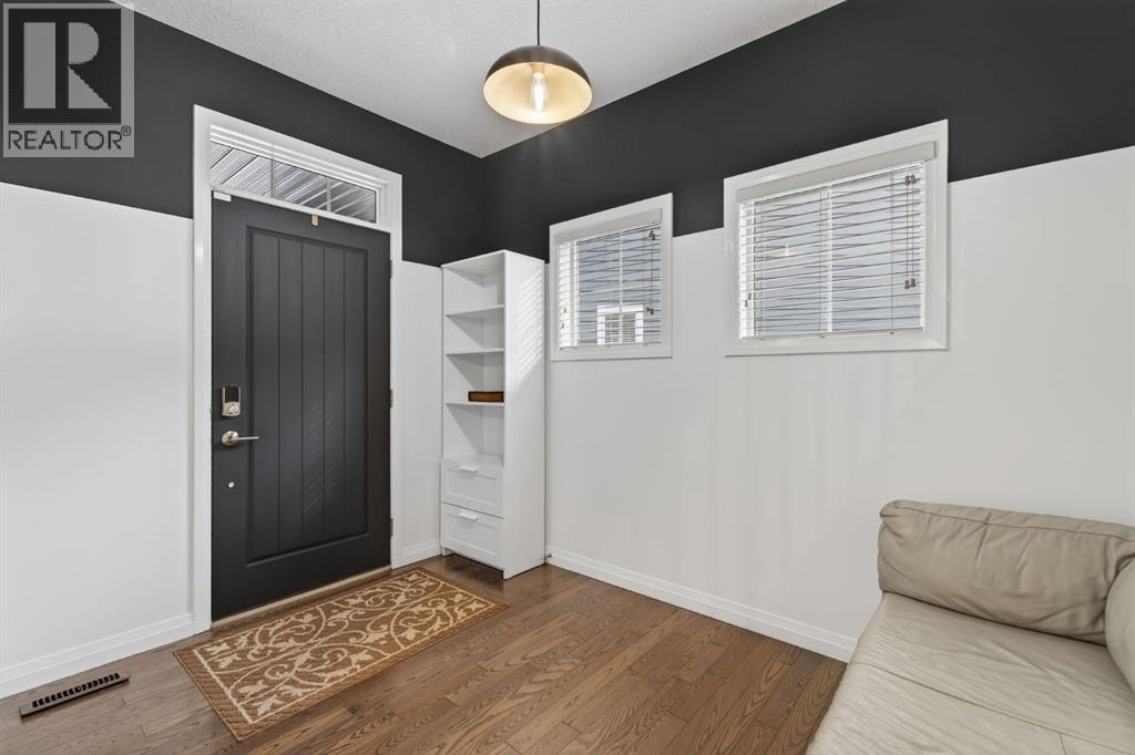 105 Riviera Crescent