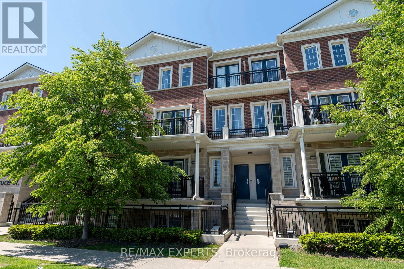 4 - 26 BRUCE STREET