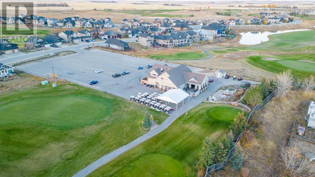 496 Muirfield Crescent