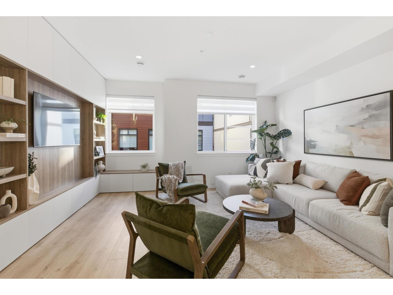 56 8430 NOTTMAN STREET