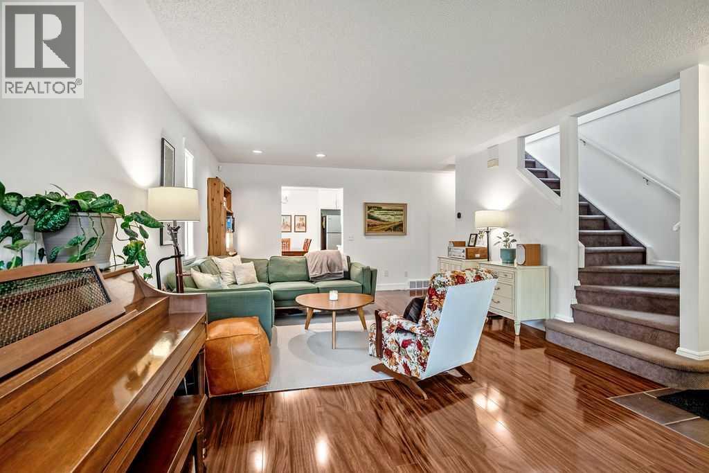 1926/1928 32 Street SW