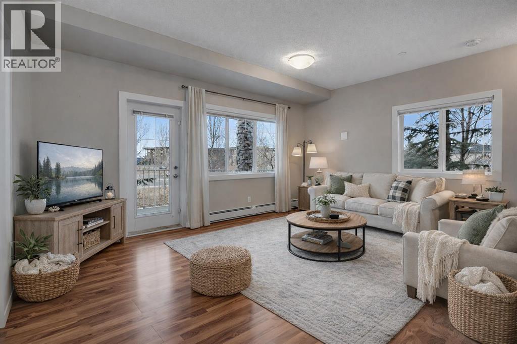 2202, 4 Kingsland Close SE