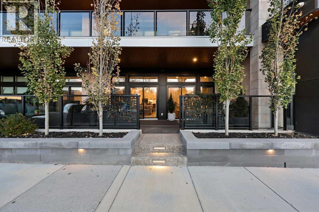 105, 835 78 Street SW