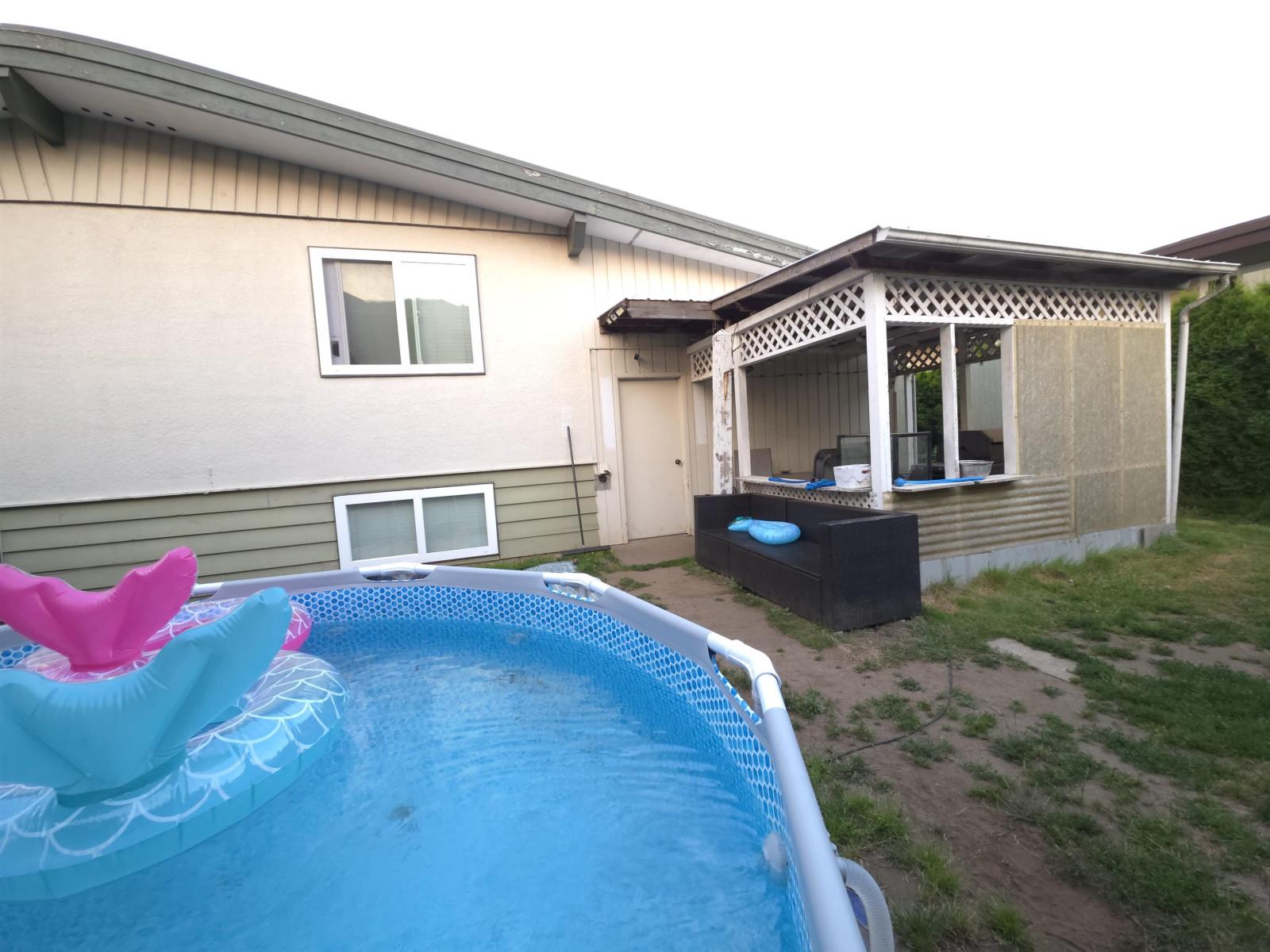 2627 COUNTESS STREET