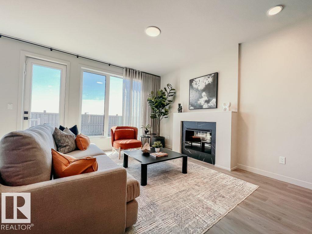 7457 KLAPSTEIN CR SW