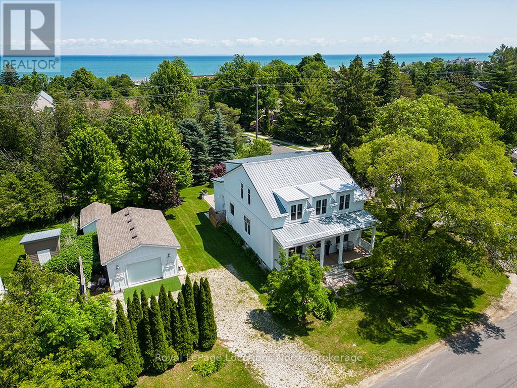 46 KING STREET W