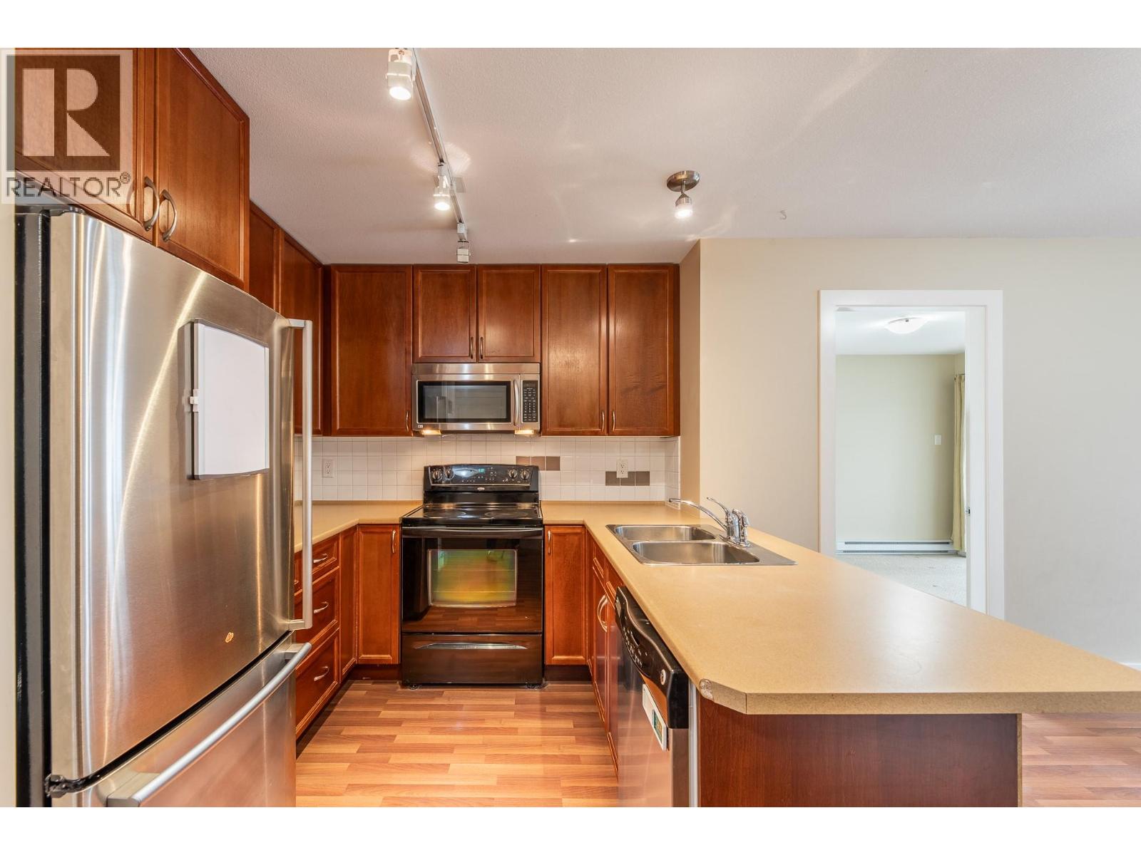 256 Hastings Avenue Unit# 203
