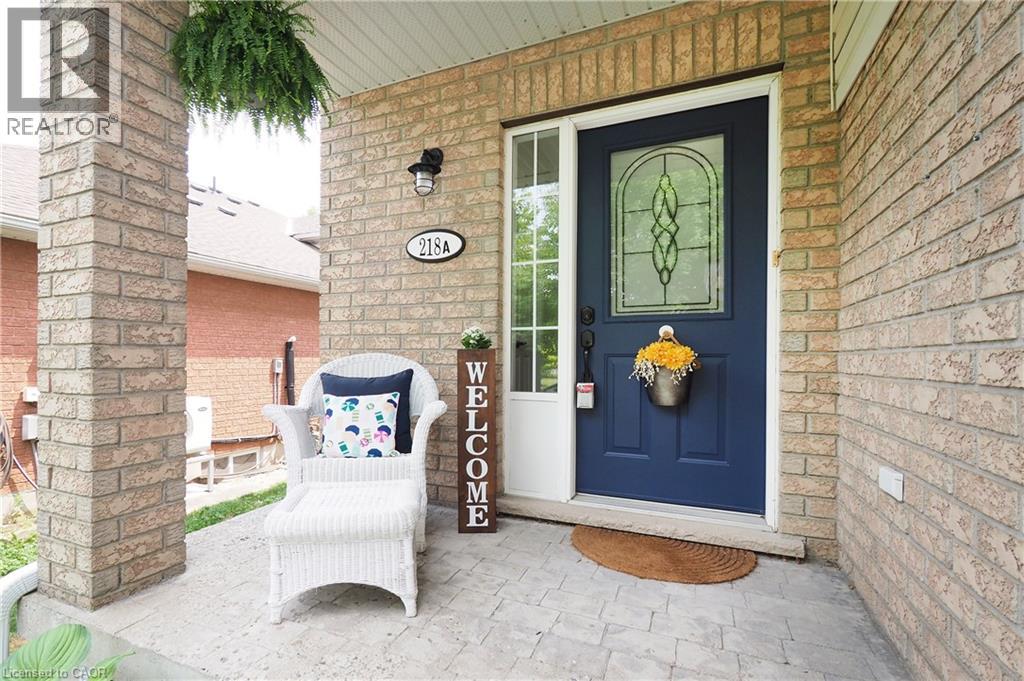 218 INVERHURON Crescent Unit# A