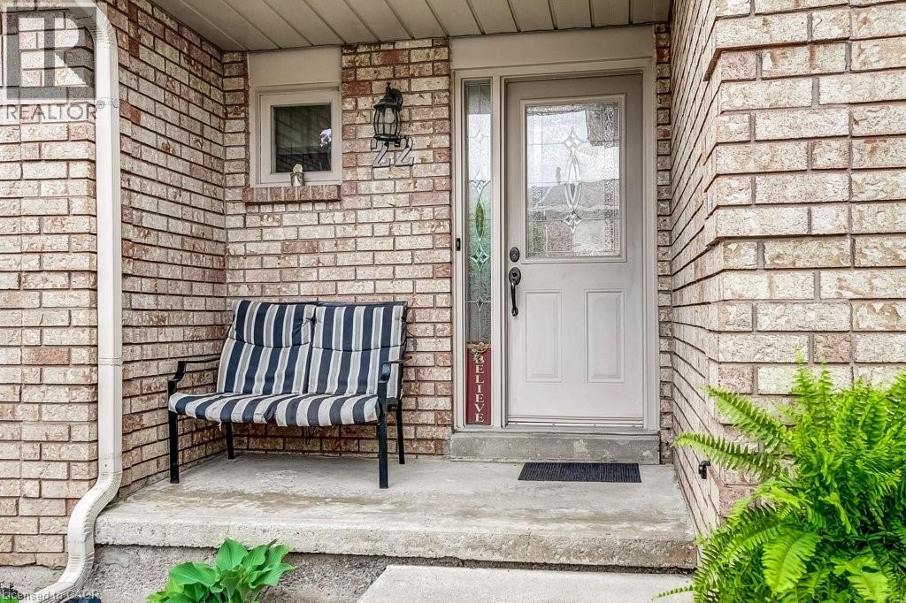 391 STONE CHURCH Road E Unit# 22