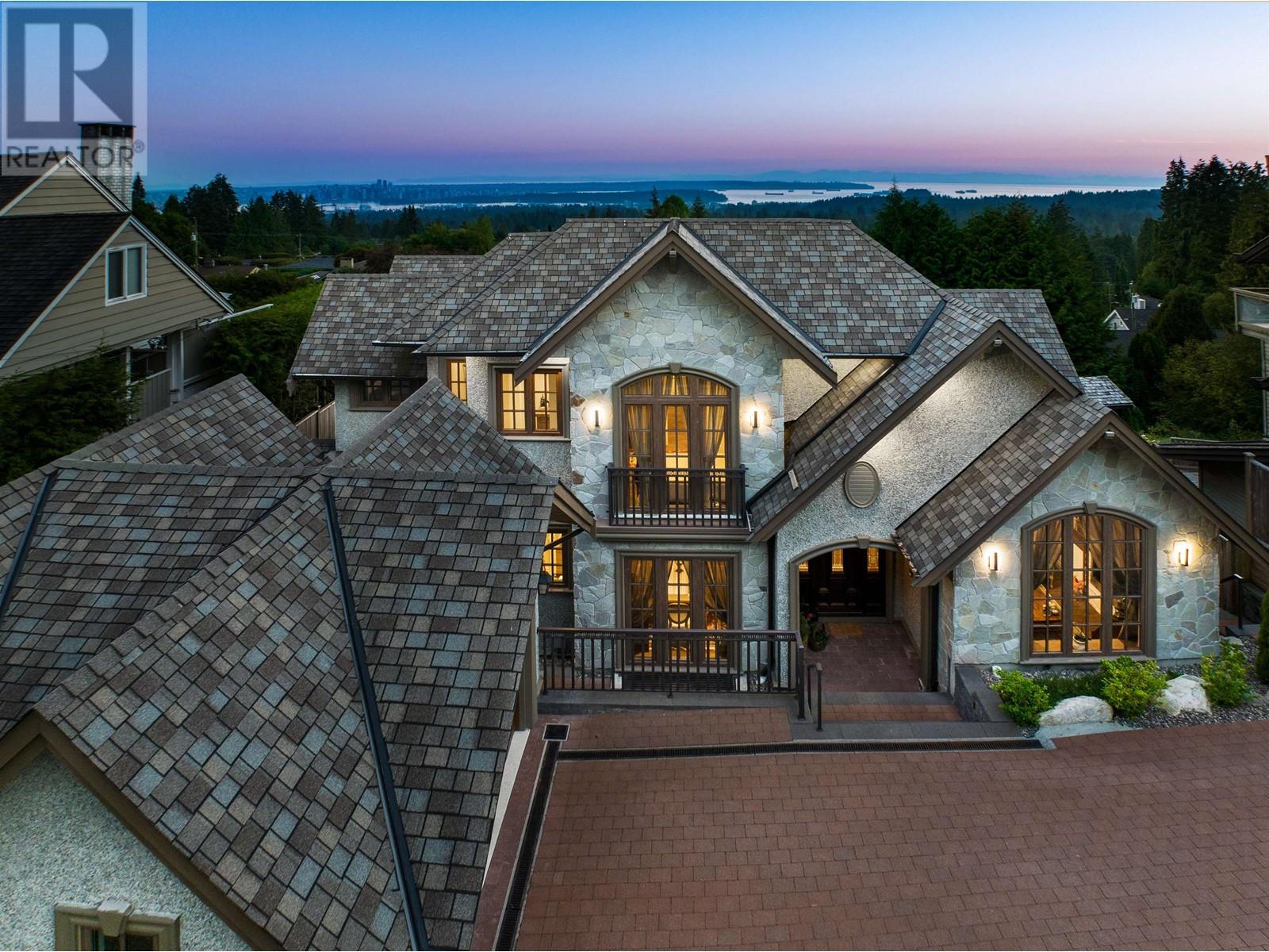 651 ALPINE COURT