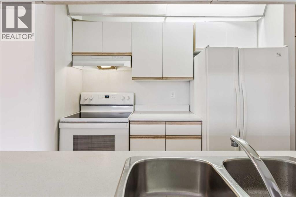 418, 10 Dover Point SE