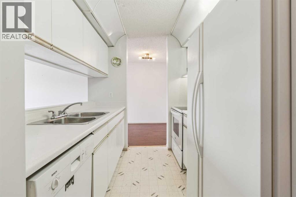 418, 10 Dover Point SE