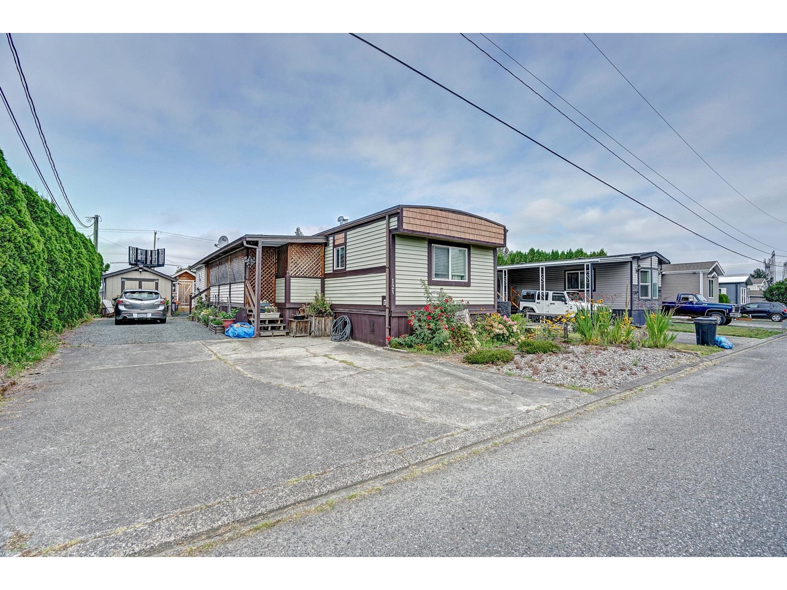 123 6338 VEDDER ROAD|Sardis South