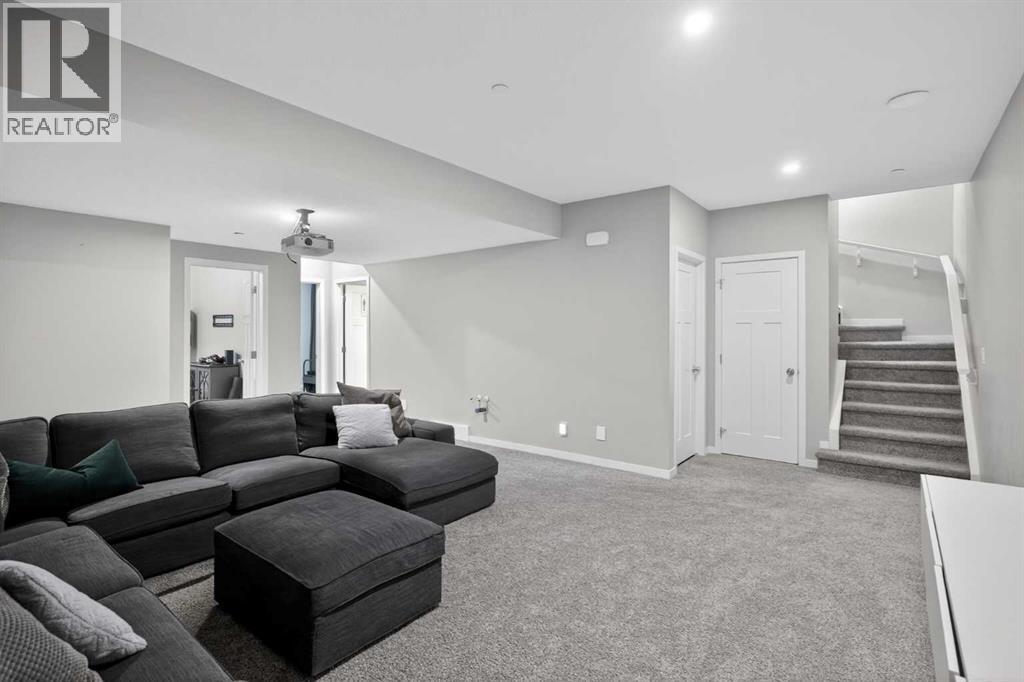 31 Lucas Boulevard NW