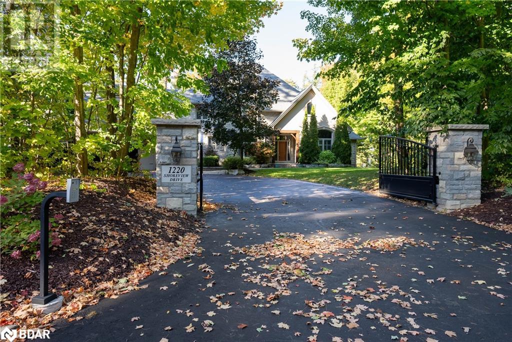 1220 SHOREVIEW Drive