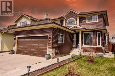 47 Coral Springs Close NE Calgary AB T3J3S4