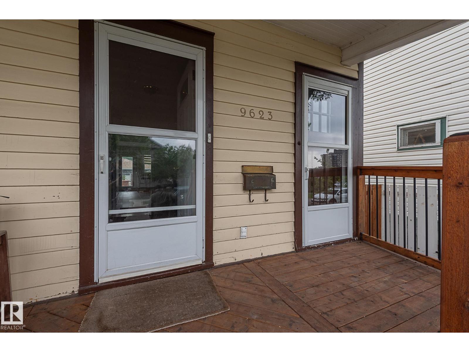 9623 110A AV NW