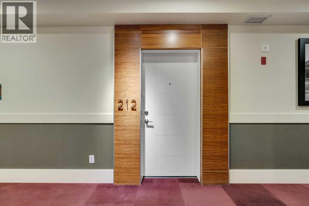 212, 12 Mahogany Path SE