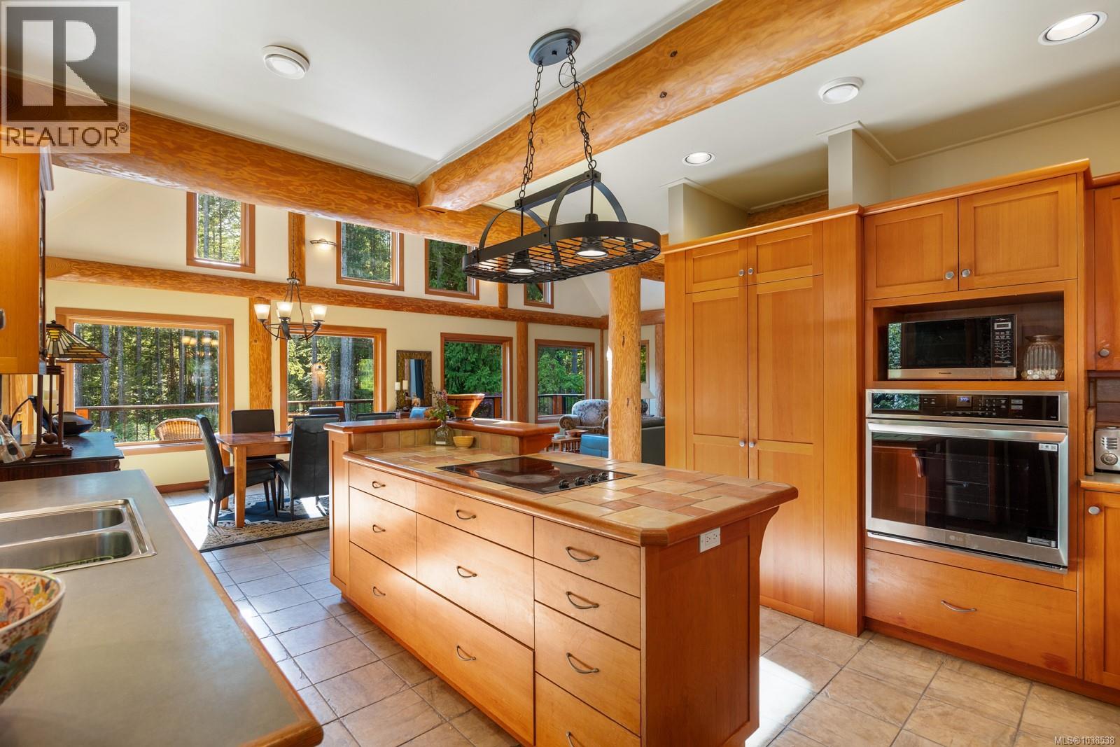 900 Spider Lake Rd