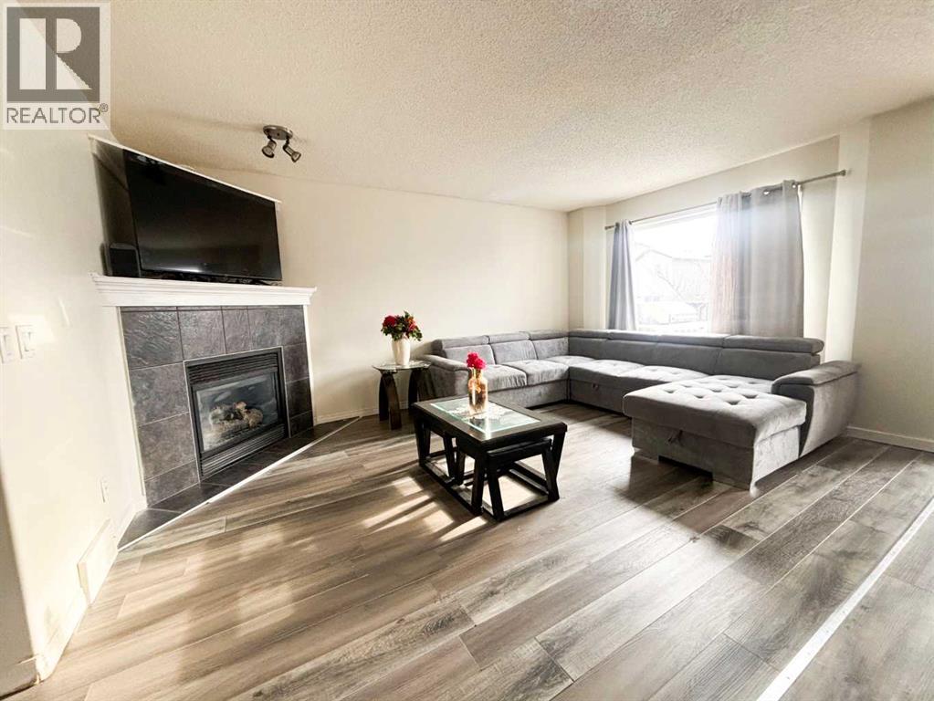 531 Stonegate Road NW