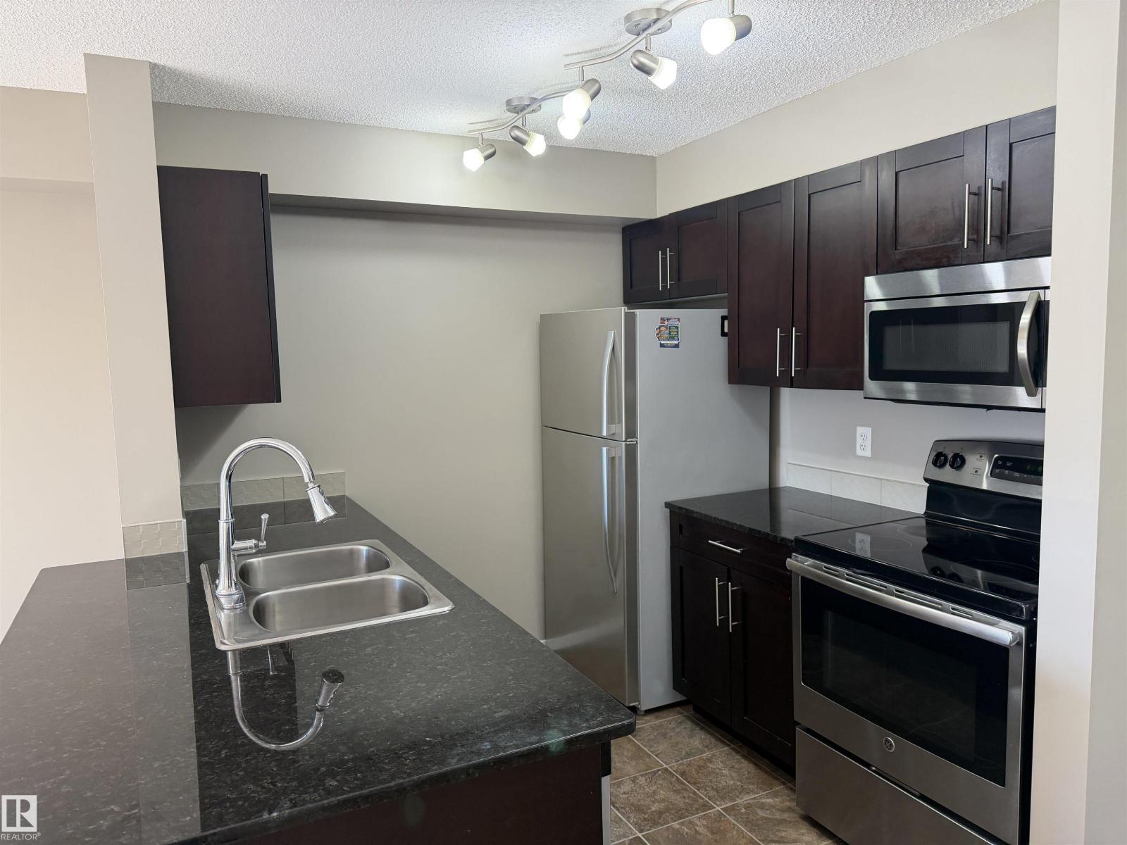 #224 5370 CHAPPELLE RD SW