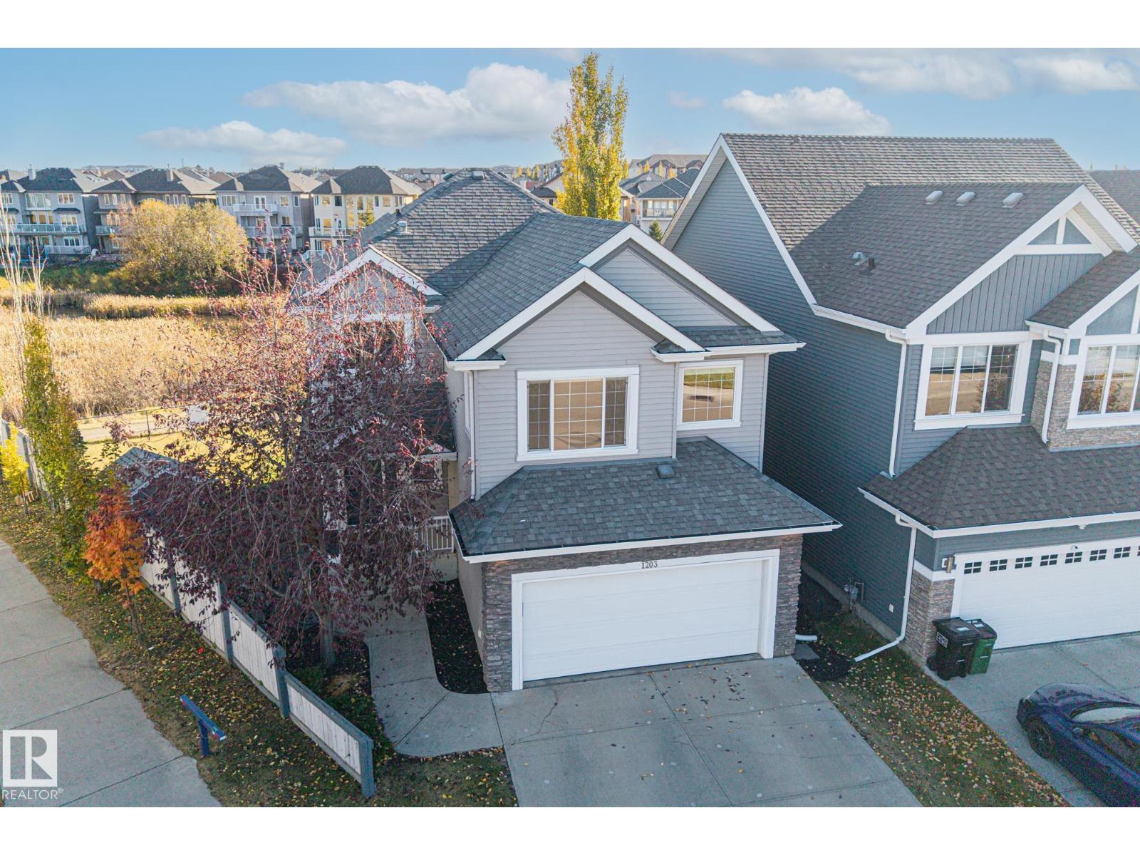 1203 72 ST SW