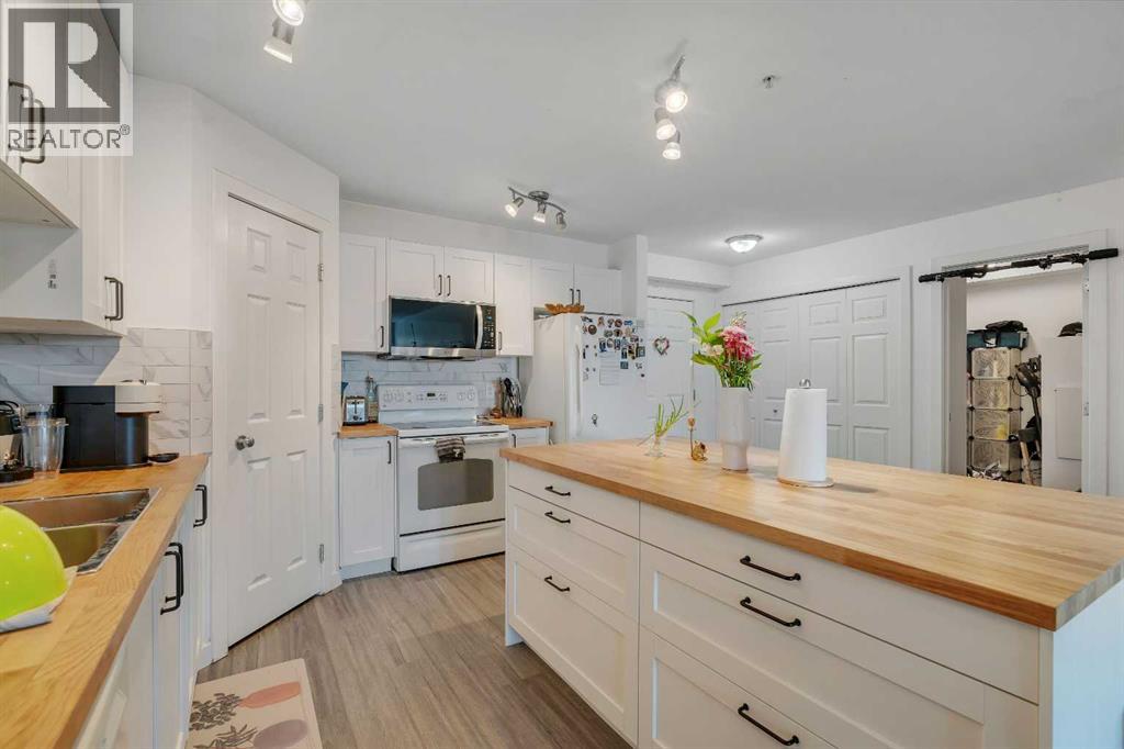 302, 1724 26 Avenue SW